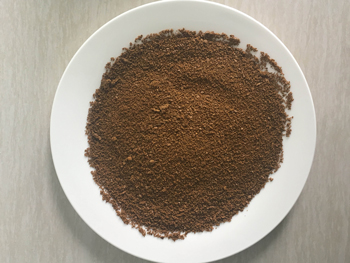 1590132020968110.jpg 褐色聚合氯化鋁.jpg